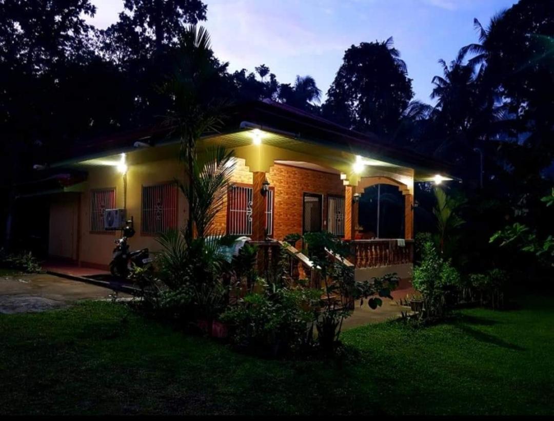 ממבג'או Paco'S Garden Home Stay מראה חיצוני תמונה